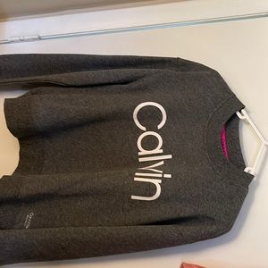 Calvin Klein long sleeve pullover cropped